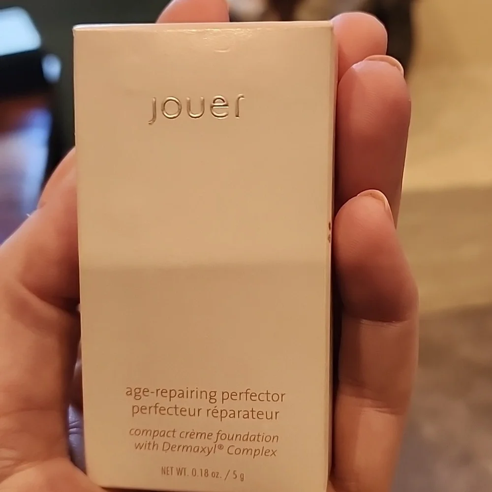 NIB 🩷JOUER compact creme foundation Set Of Two No. 6 Honey